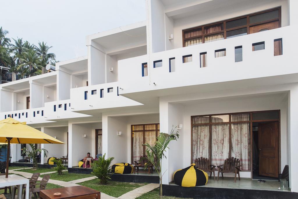 Serenity Resort & Spa Mirissa Buitenkant foto
